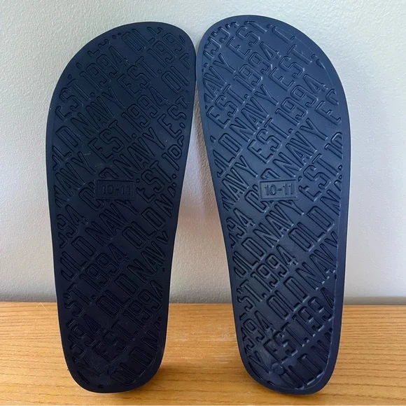 {Old Navy} NWOT Men’s Rubber Slip-On Sandals - Picture 5 of 5